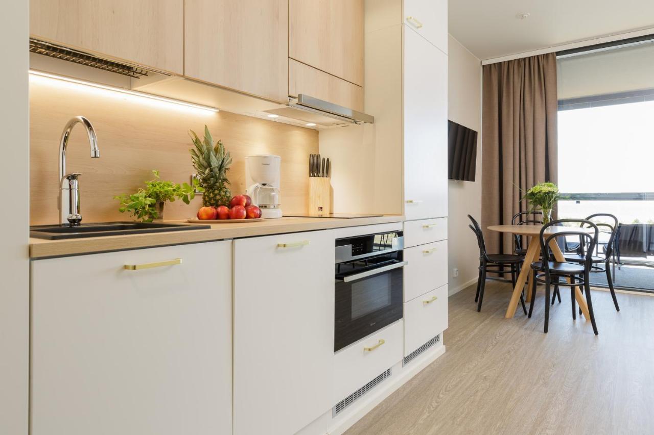 Marina Chalets Studios By Hiekka Booking - Sisaeltaeae Liinavaatteet Ja Loppusiivouksen Kalajoki Oda fotoğraf