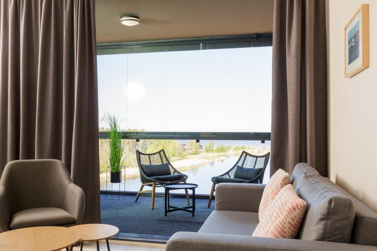 Marina Chalets Studios By Hiekka Booking - Sisaeltaeae Liinavaatteet Ja Loppusiivouksen Kalajoki Oda fotoğraf